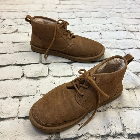 UGG Neumel Lace Up Suede Men’s Shoes Boots Size 11