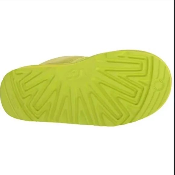 UGG NEUMEL Lime Green Woman’s Boots Size 5
