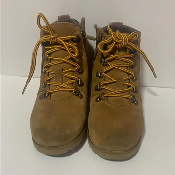 UGG Tan Boots Rugged Style