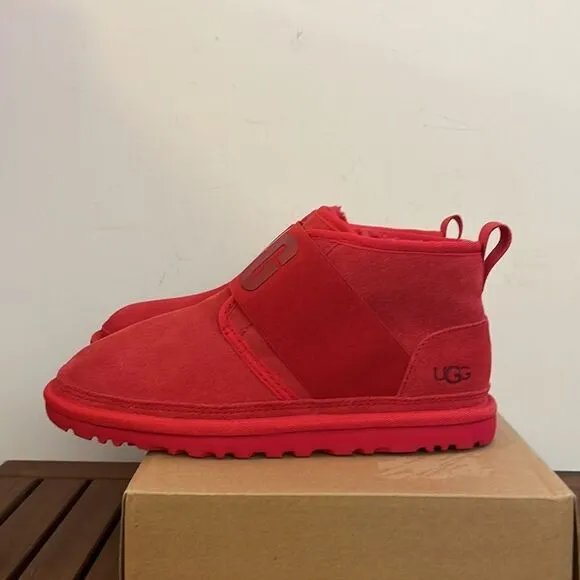 UGG Neumel II Graphic Boots Red USA Women Size 7/UK 5/EU 38
