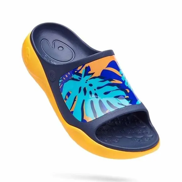 UIN Men's Sandals Beach Summer Casual Comfort Slippers(PALM TREE)New No Box