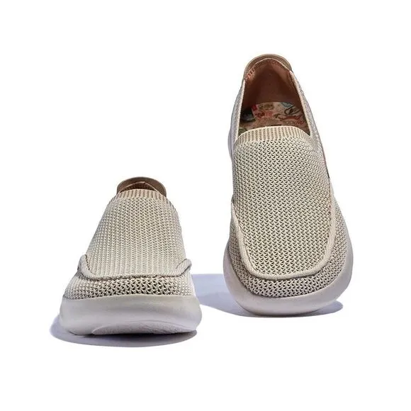 UIN Women's Travel Shoes Casual Comfort Loafers Mojacar (Cappuccino)