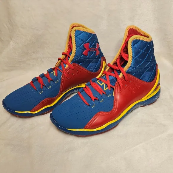 Under Armour High Top Basketball SUPERMAN Sneakers YOUTH SIZE 7  RED BLUE YELLOW