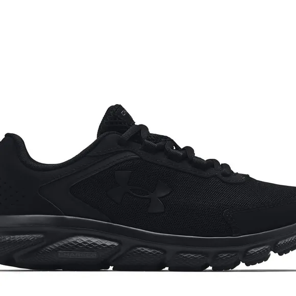 Under Armour men’s  Black Running Shoes