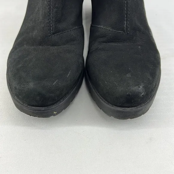 Vagabond Grace Black Nubuck chelsea Boots