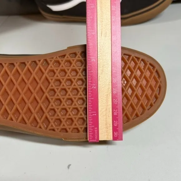 Vans Ward Low-Top Skate‎ Sneakers Brown Gum Sole Casual Shoes Kids Size 6