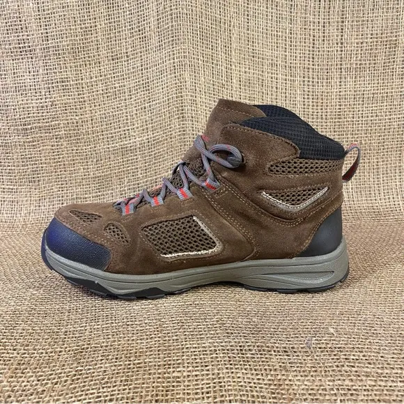 Vasque  Boots Breeze Leather Hiking Brown Waterproof Women's size 7 Children 6