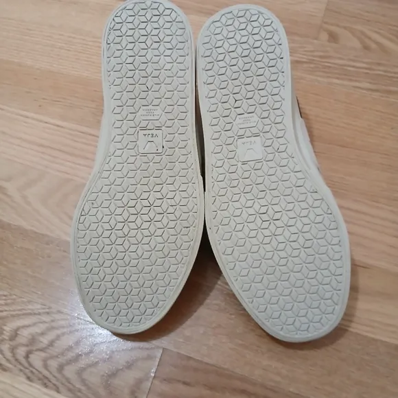 Veja Chromefree Leather Lifestyle/Casual/Athletic Shoes Size 43 EU Unisex