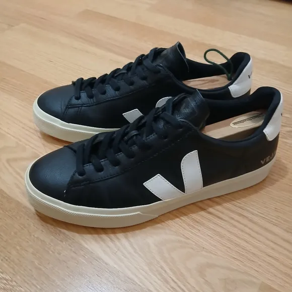 Veja Chromefree Leather Lifestyle/Casual/Athletic Shoes Size 43 EU Unisex