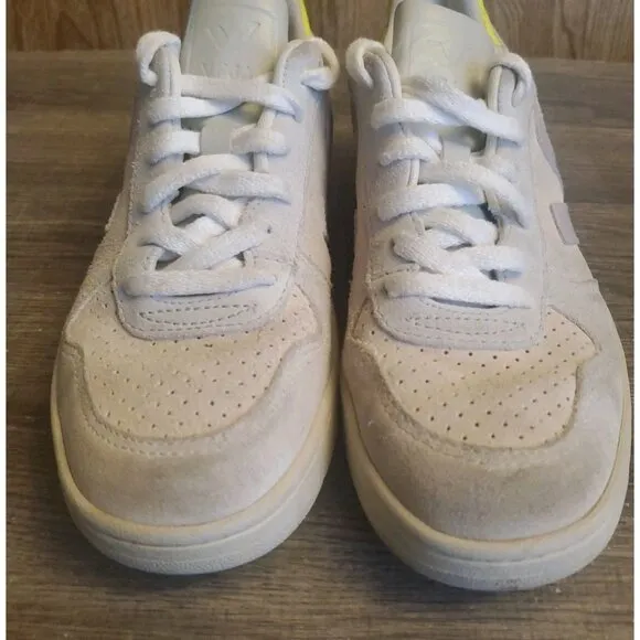 Veja V-10 Casual Sneaker Shoes Women's Size 6 Beige