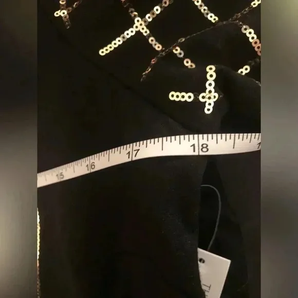 ⭐️🖤Venus Black and Gold Sequin Bodycon Dress ⭐️🖤
