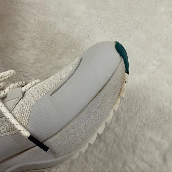 Vessi Cloudburst High Top Stormburst White Women’s Size 10 Waterproof