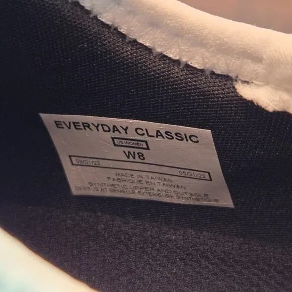 Vessi Everyday Classic Sneaker Womens Size 8 Waterproof Shoes Pearl White