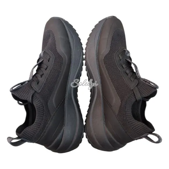 Vessi Stormburst Black Low Top Black Waterproof Dyma-Tex Knit Sneaker Womens 5
