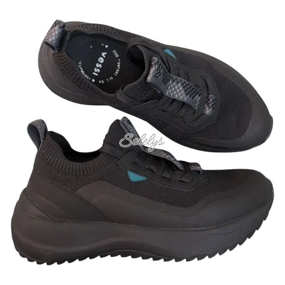 Vessi Stormburst Black Low Top Black Waterproof Dyma-Tex Knit Sneaker Womens 5