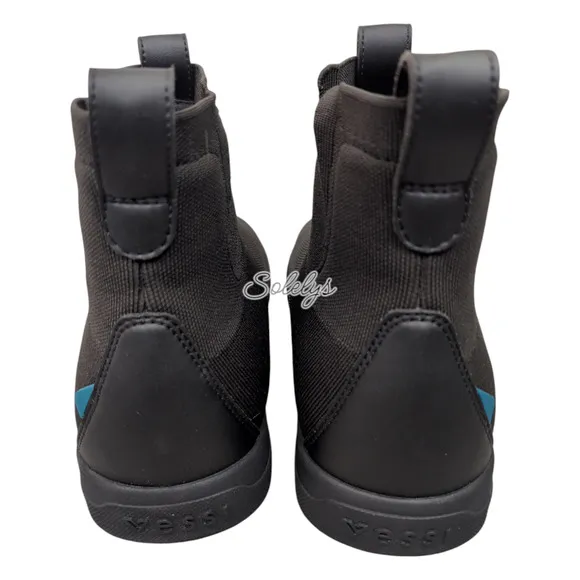 Vessi Weekend Chelsea Asphalt Black on Black DymaTex Knit Waterproof Boot Men 11