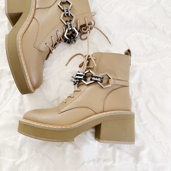 Vince Camuto Keltana Boots Size 5 New