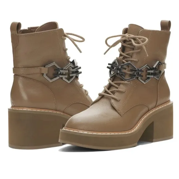 Vince Camuto Keltana Boots Size 5 New