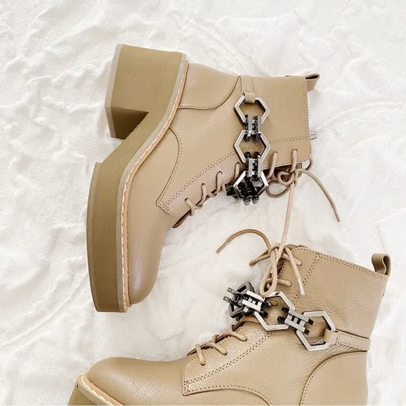 Vince Camuto Keltana Boots Size 5 New