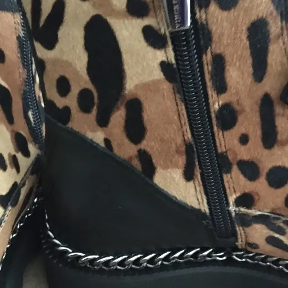 VINCE CAMUTO NIB AUTHENTIC ‘MINDINTA’ LEOPARD COMBAT BOOTS