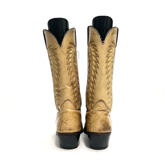 Vintage 1970s men’s tan leather rugged mid calf pull on western cowboy boots
