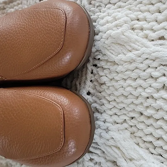 Vionic Elora Brown Loafers Leather Womens Size 6.5 NWOT