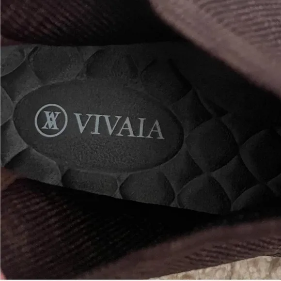 Vivaia Ryan Pro Square-Toe Water-Repellent Ankle Chelsea Boots in Dark Chocolate