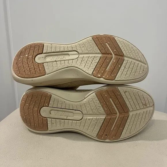 Vivaia Water-Repellent  Slip Ons Sneakers Boot Women’s Sand Color Size 36