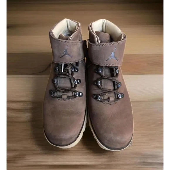 VNTG Sz 9 - Nike Air Jordan BOSS BOOTS OG 2005 Shoe 311048-221 Cinder Linen Vapo