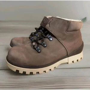 VNTG Sz 9 - Nike Air Jordan BOSS BOOTS OG 2005 Shoe 311048-221 Cinder Linen Vapo