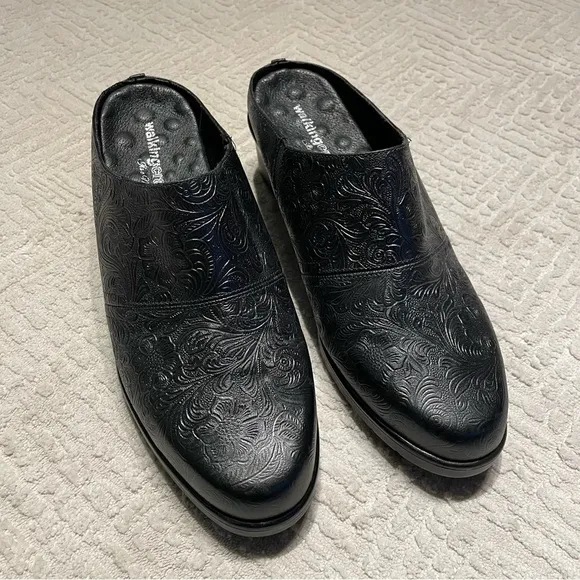 Walking Cradles Boots Women’s 9.5 Slip On Mule Boots Leather