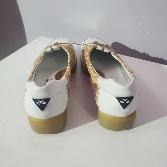 Walter genuin animal print golf shoes size 37