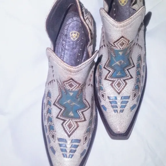 Womens ARIAT Boots!!!
