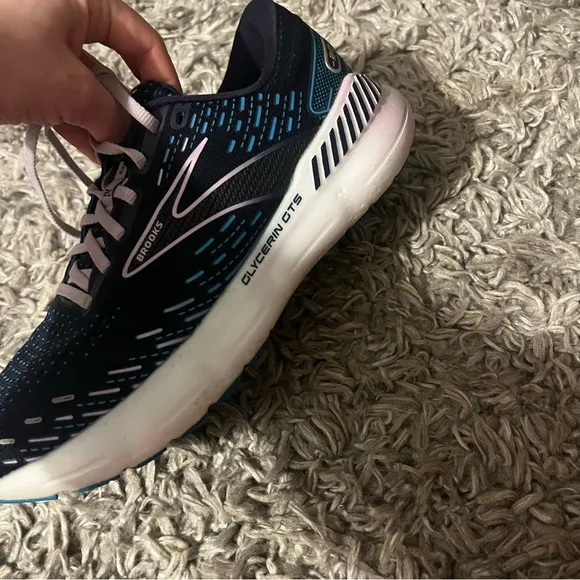Women's Brooke’s glycerin Navy Running Shoes size 10