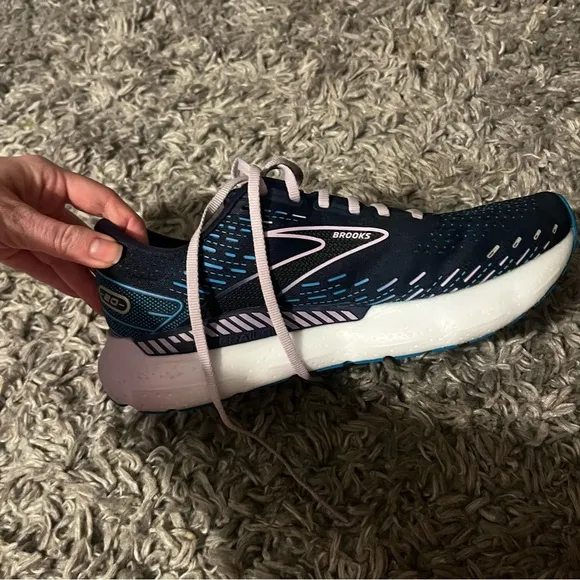 Women's Brooke’s glycerin Navy Running Shoes size 10