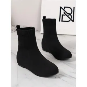 Women's Fashionable Black Boots For Fall &amp; Winter 2023, Featuring Round Toe