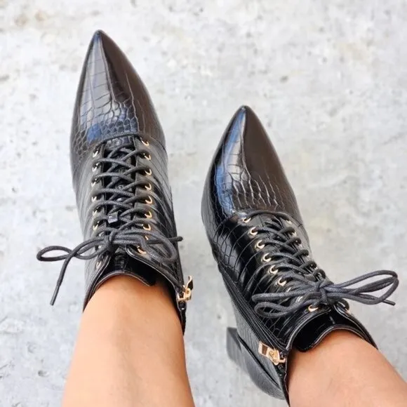 Women's Pointed Toe Chunky High‎ Heel Lace Up Boots Black Color
