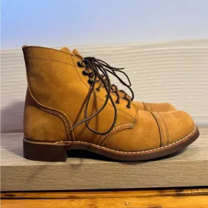 Women’s Red Wing Shoes Iron Ranger Boots 3367 Size 9.5B Honey Nubuck Lace Up USA