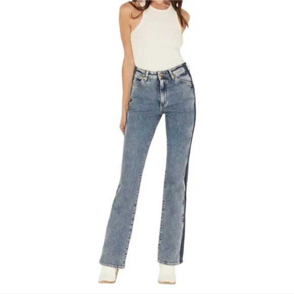 Wrangler Women's Two Tone Color Block High Rise Westward Bootcut Jeans Blue
