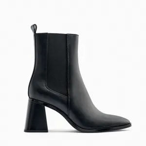 ZARA Geometrical Heel Chelsea Ankle Boots Black Faux Leather Slip On Boot NWOT