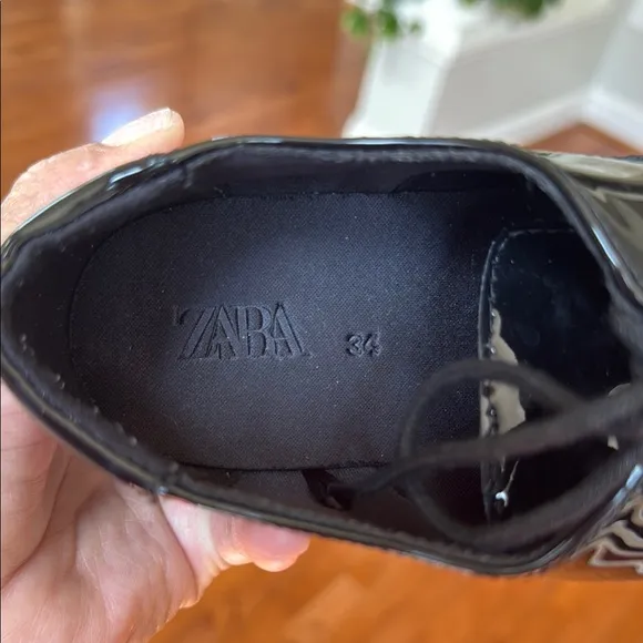 Zara Kids  dress shoes