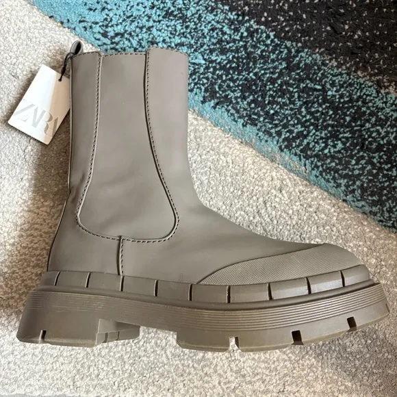 Zara Rubberized Flatform Ankle Boots Chunky Lug Sole Y2K Goth Grunge NWT 8 Green