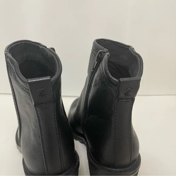 Zodiac Women's Black Greyson Lug-Sole Boots - New In Box- Size8.5 - Duplicate